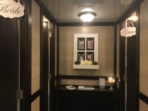 restroom trailer multiple stalls
